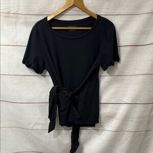 Women's black Anthropologie Short Sleeve Tie-Front Tee Large